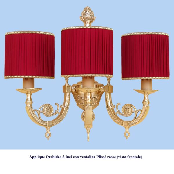 Applique prestigiosa in ottone modello Orchidea 3 luci con ventoline plissè (vista frontale)